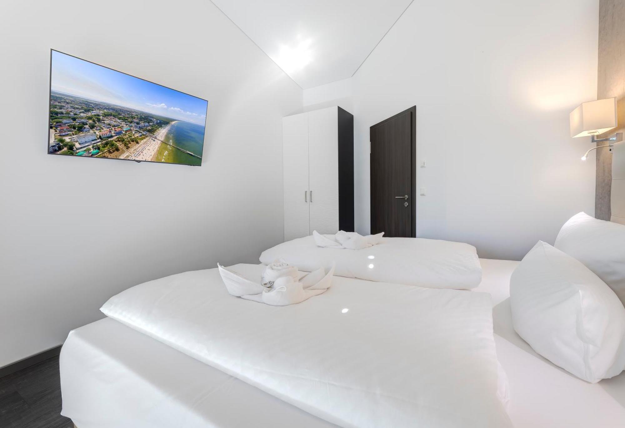 Hotel Am Kurpark زينوويتز المظهر الخارجي الصورة