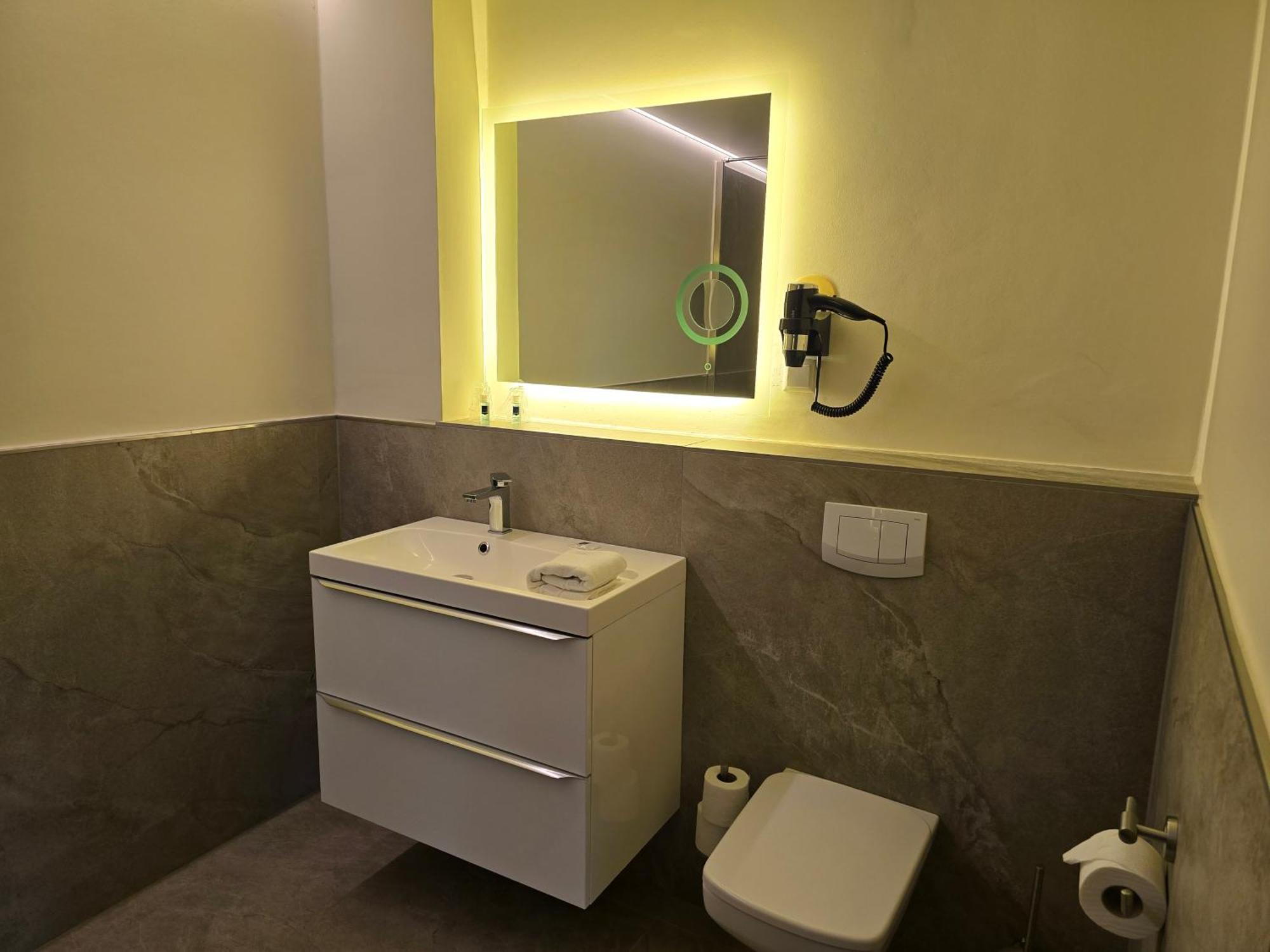 Hotel Am Kurpark زينوويتز المظهر الخارجي الصورة